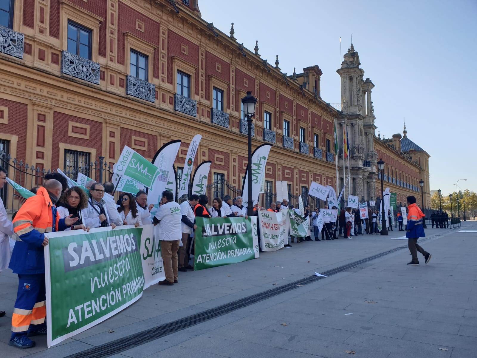 2023-01-13-095950-Nueva-concentracion-del-Sindicato-Medico-ante-el-Palacio-de-San-Telmo-por-una-Atencion-Primaria-de-calidad-en-Andalucia